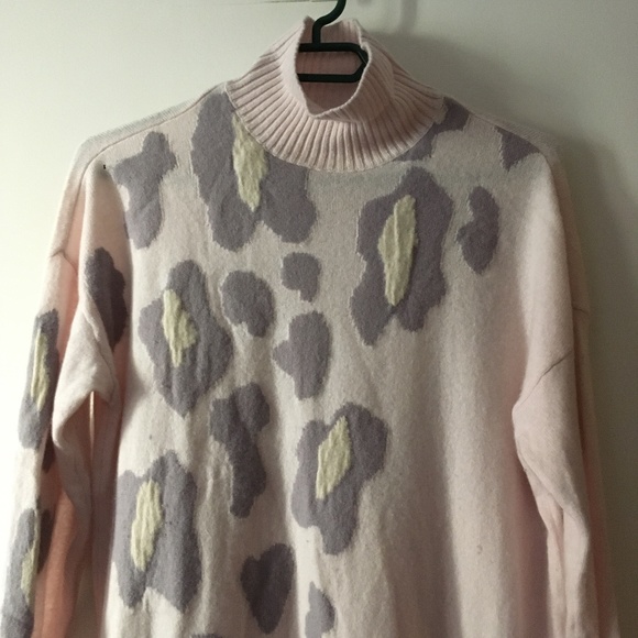 DUFFY 100% Cashmere THICK! Turtleneck Sweater M Muted Leopard Print Lilac - Picture 2 of 6